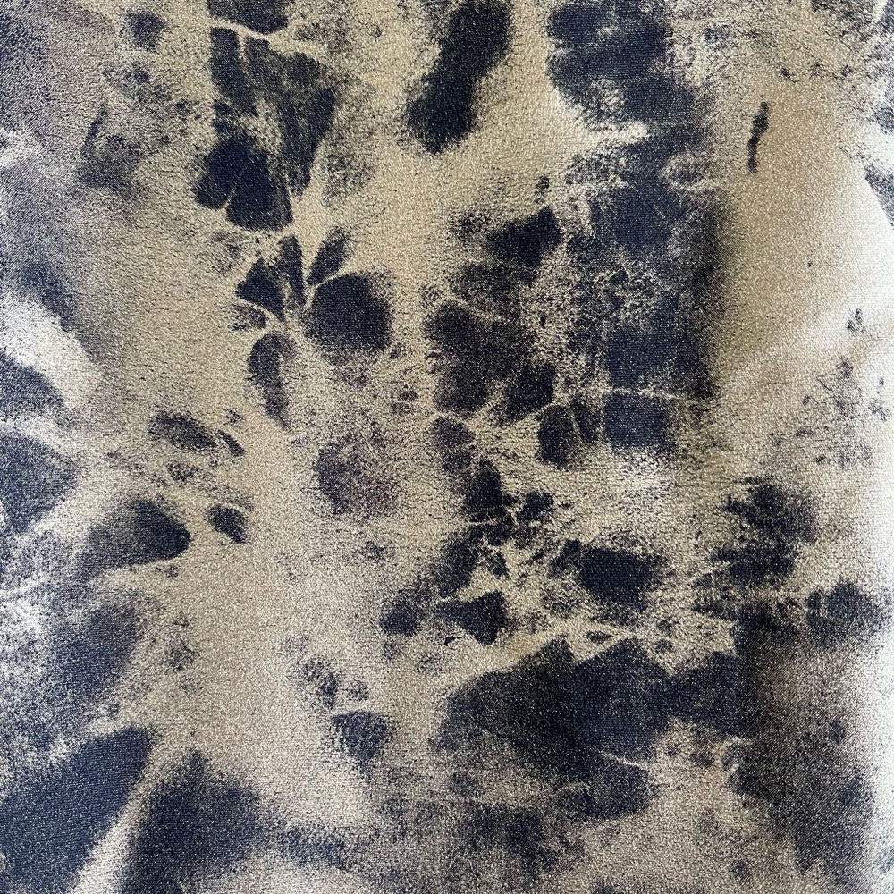 Savvi Metallic Print Athletic Leggings - Picture 5 of 10